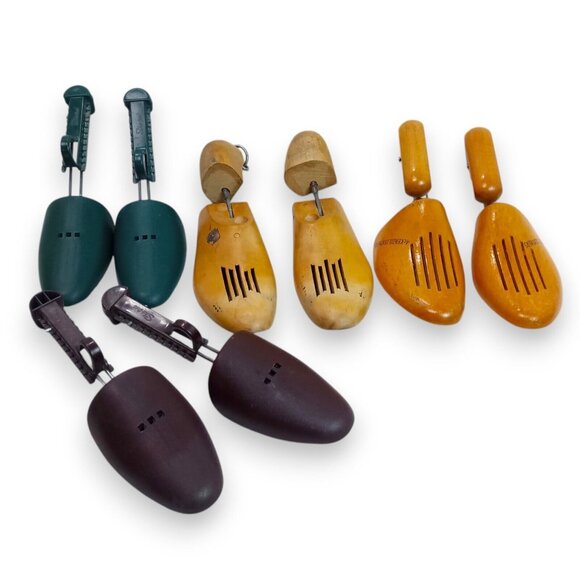 Vintage Lot of Wooden & Plastic Shoe Form Trees - Picture 1 of 12